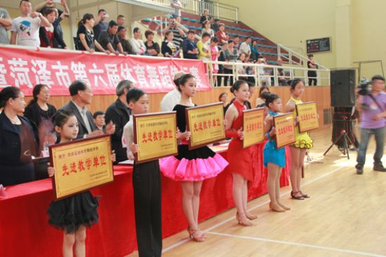 点击查看详细信息<br>标题：赛事倩影 阅读次数：1757