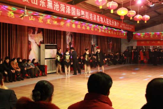 点击查看详细信息<br>标题：赛事倩影 阅读次数：1854